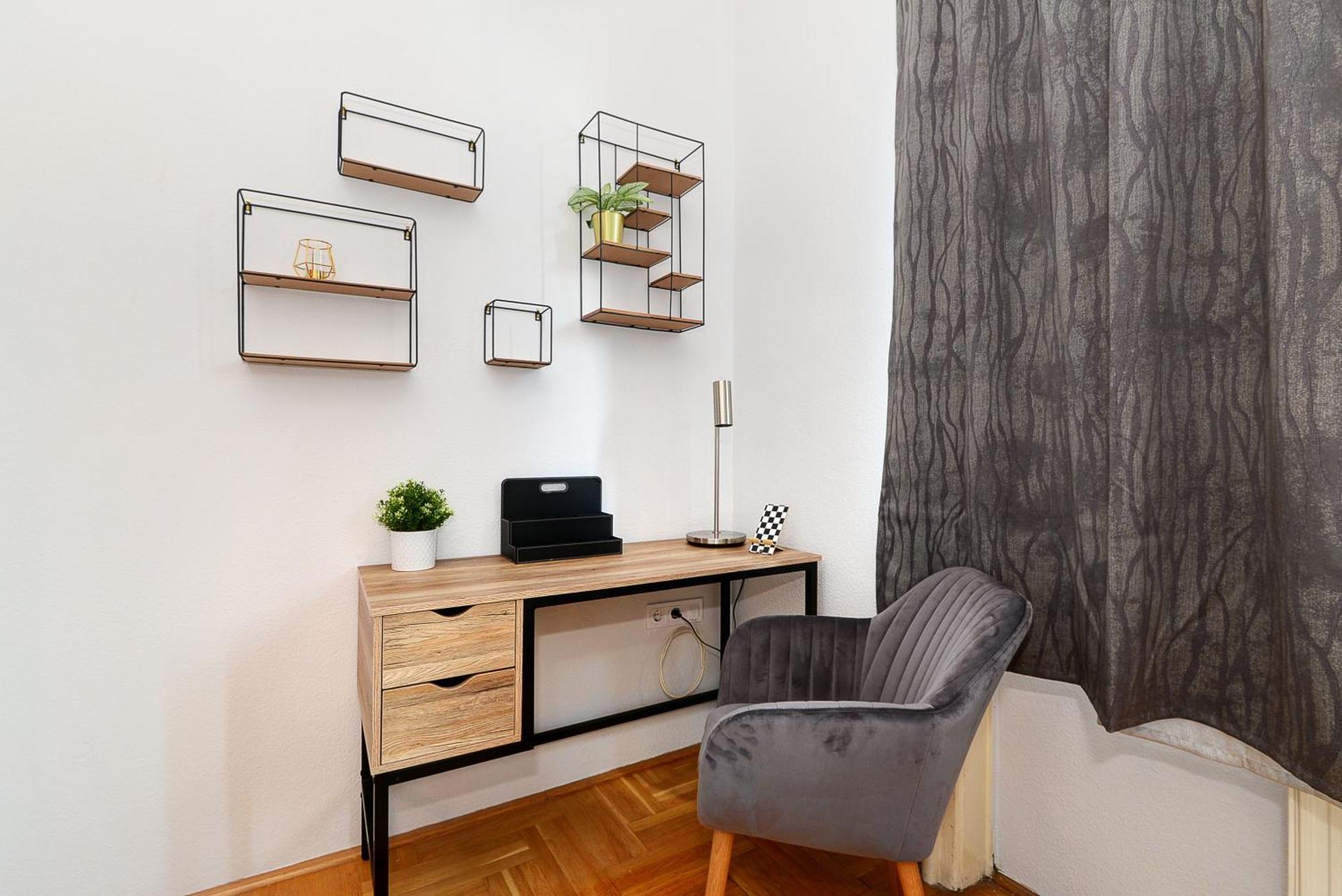 Luxury R161 Apartament *